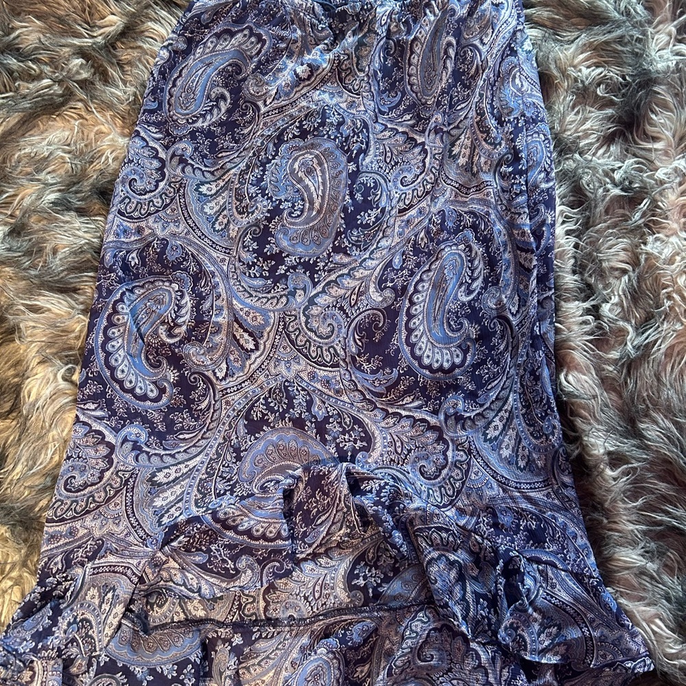 ⭒ beautiful paisley print blue midi-skirt
